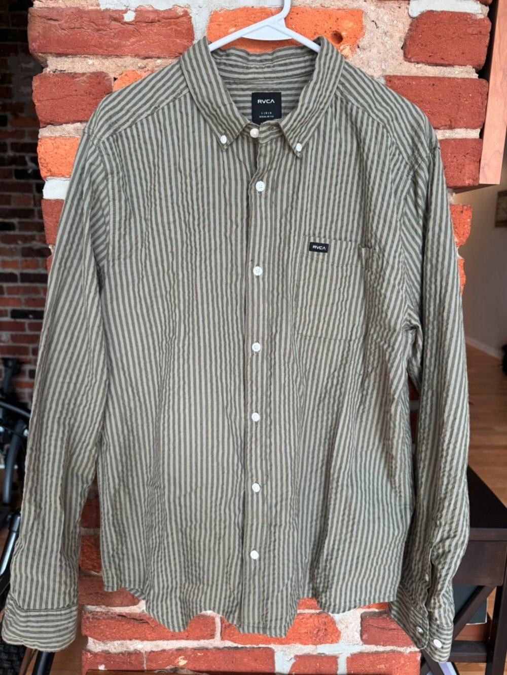 RVCA Dayshift Stripe Long Sleeve Button Down Shirt Olive Green Mens Size L